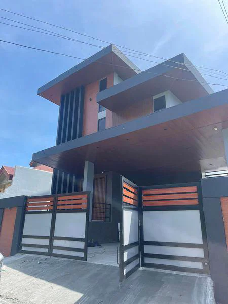 Hillsborough Residence